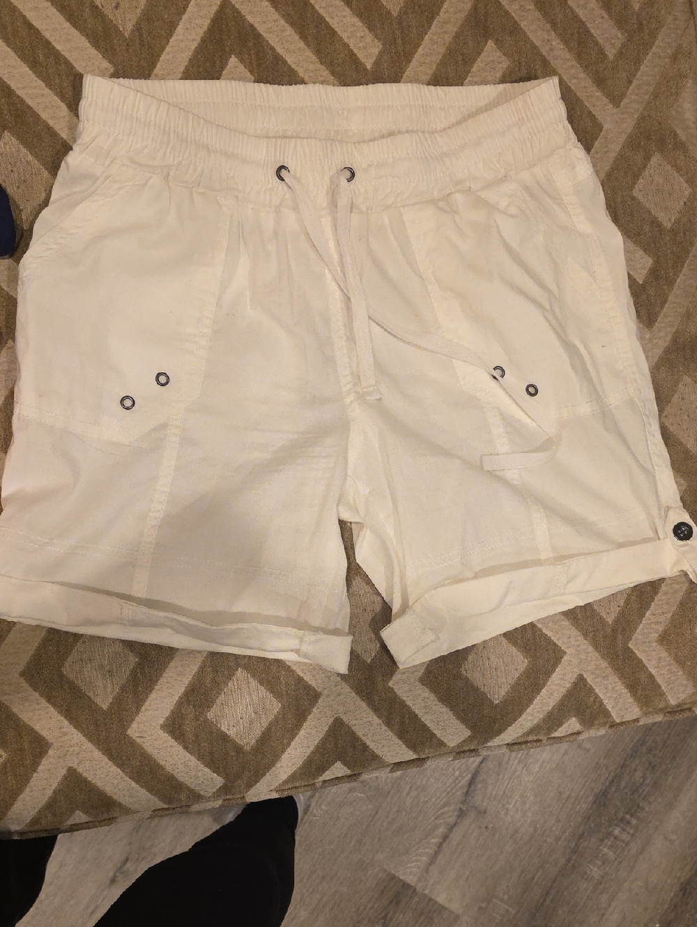 Women’s White Drawstring Bermuda Shorts